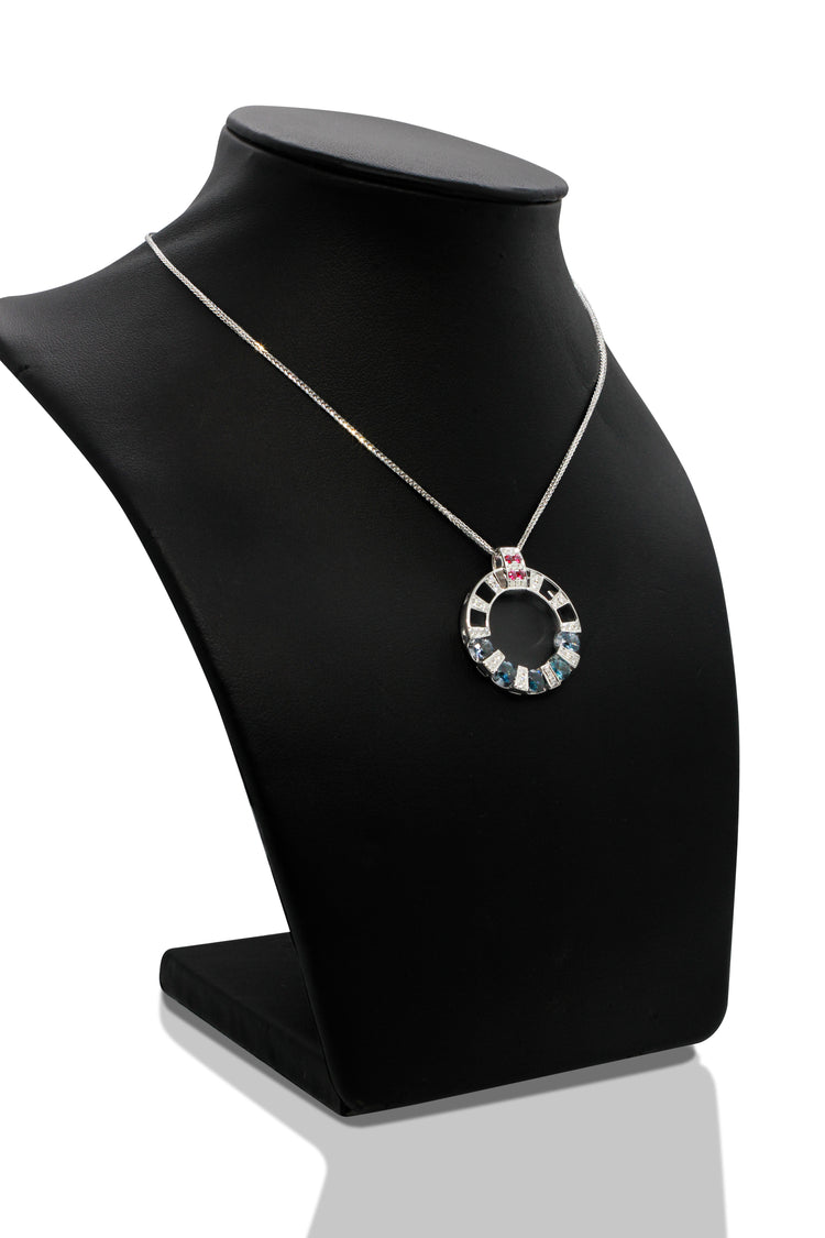 18K Halsband med Blå Spinell, Rubiner & Diamanter