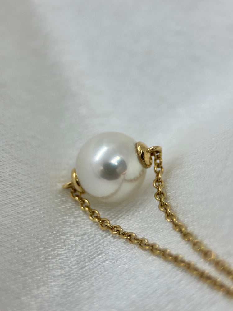 Akoyapärla & Diamanthalsband i 18K Guld