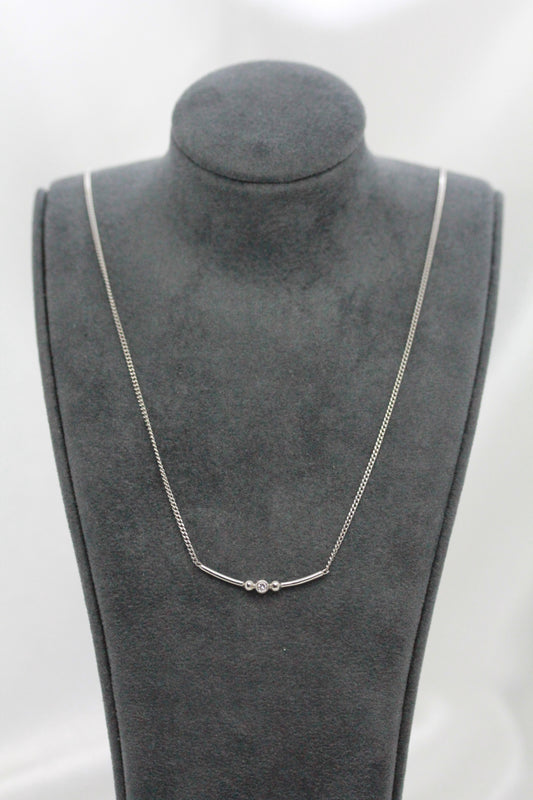 18K Vitguldshalsband med Diamant – 2.6g