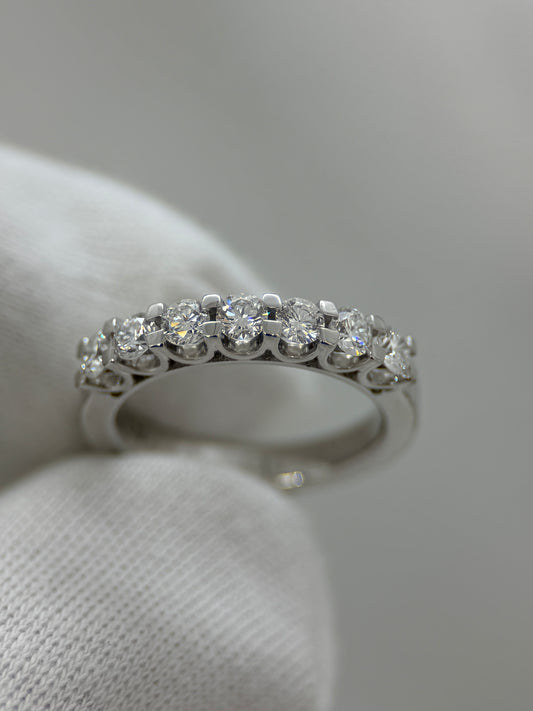 18K Half-Eternity Ring with 7 Diamonds – approx. 0.49 ct total, Size 49
