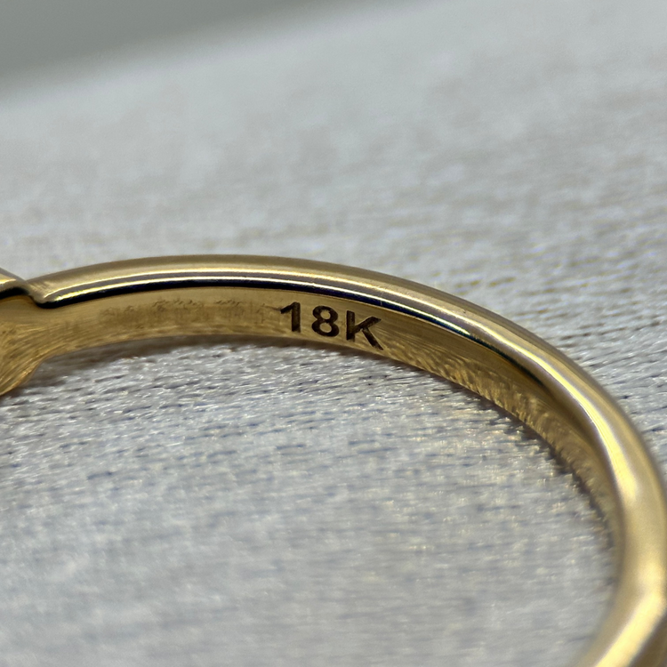 18K Diamantring med Baguetteslipad Diamant 0.20 ct