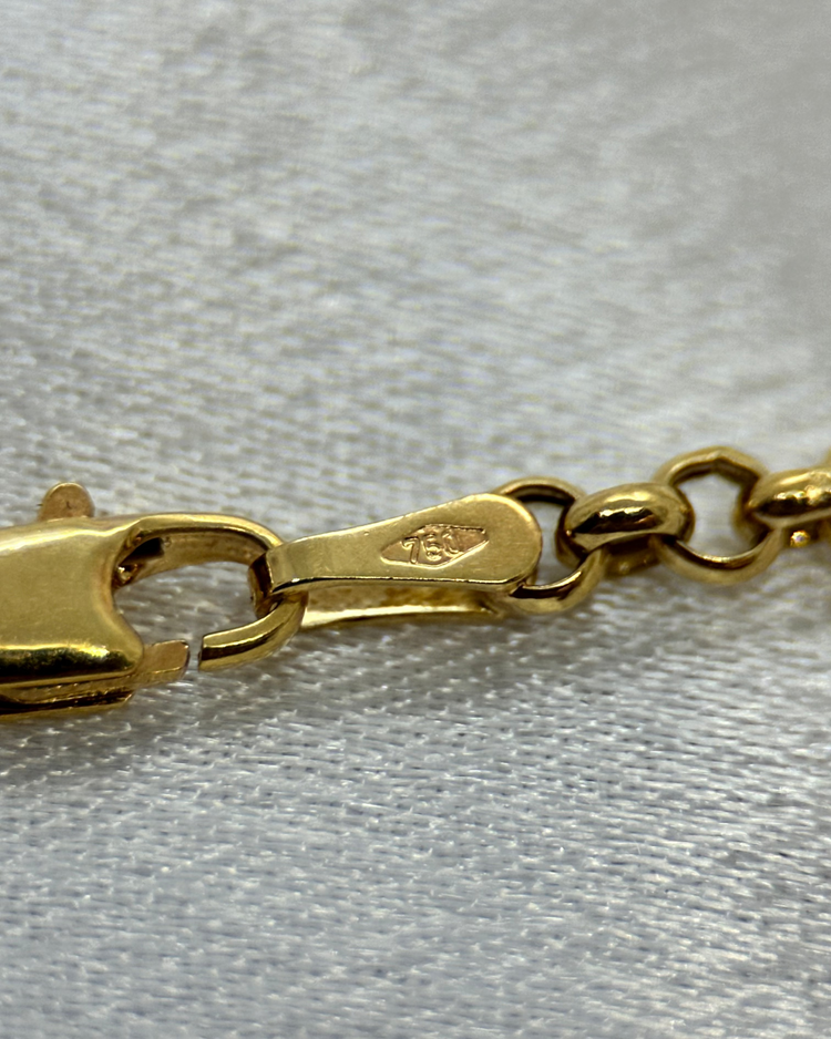 18K Halsband med Odlade Pärlor och Safirer
