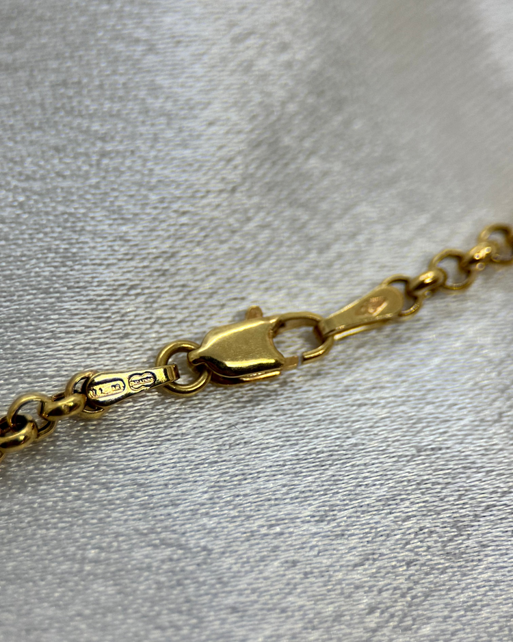 18K Halsband med Odlade Pärlor och Safirer