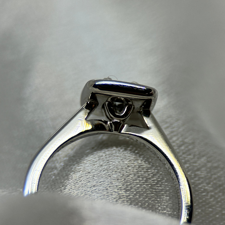 18K Diamantring i Klusterdesign