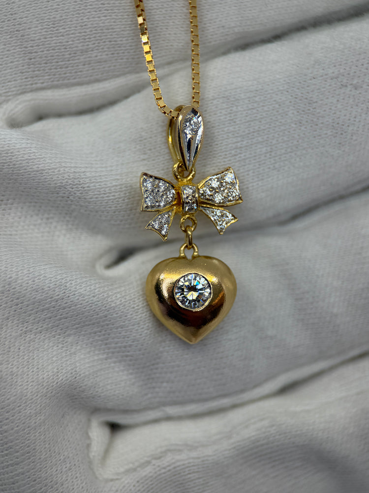 18K Diamond Pendant in Rose Gold – Heart & Rosette, 0.35 ct