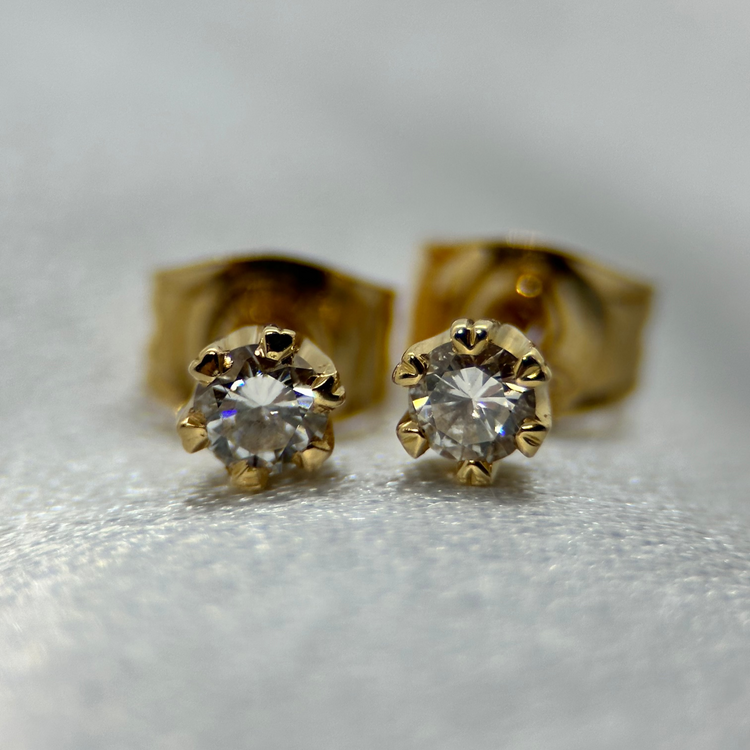 18K Jarl Sandin Diamantörhängen med sex klor