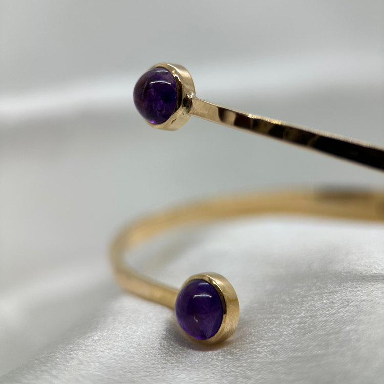 18K Armring med Ametister