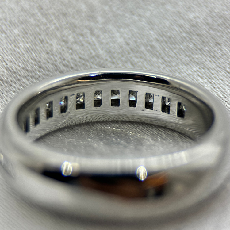 18K Vigselring med Prinsesslipade diamanter 0,40 ct