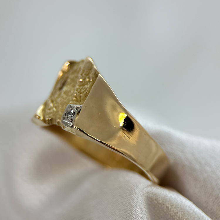 18K Klackring med Diamant