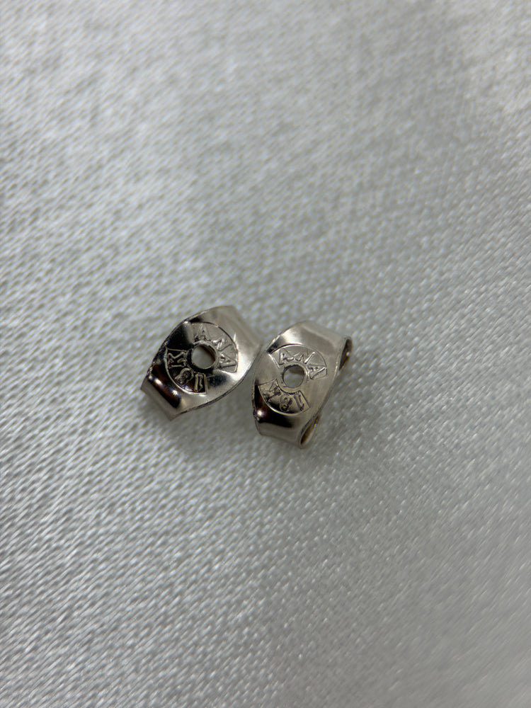 18K Diamantörhängen – Blomma, 0.06 ct