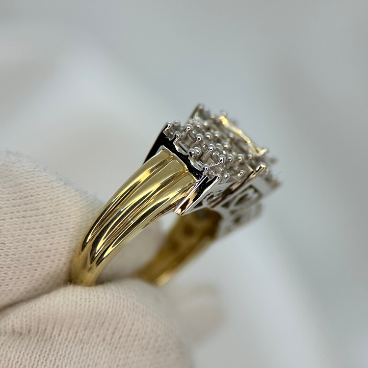 14K Diamond Ring with Heart Motifs