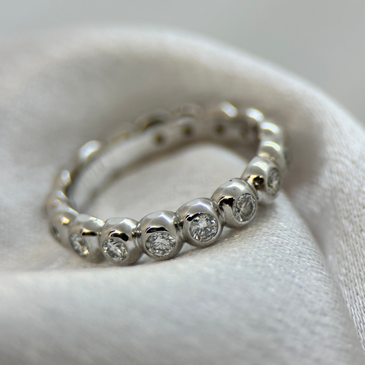 18K Alliansring med diamanter 0,85 ct