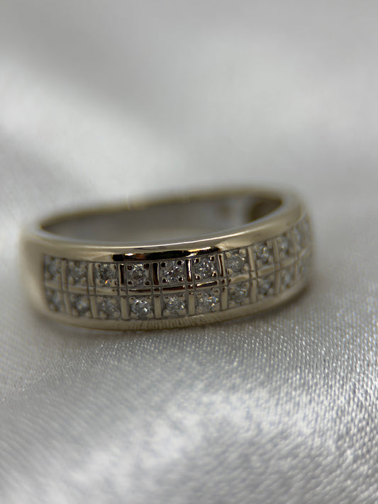 18K Diamond Ring – 0.11 ct, Size 53
