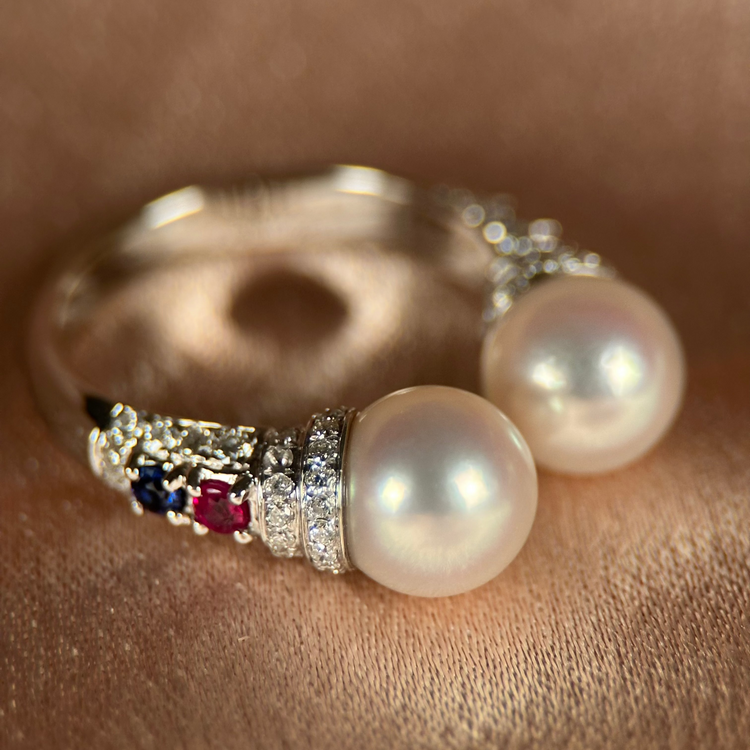 14K Akoya Pärlring med Rubin, Safir & Diamanter