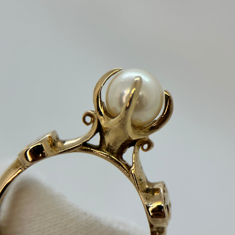 18K Ring med Odlad Pärla 1989, Storlek 56