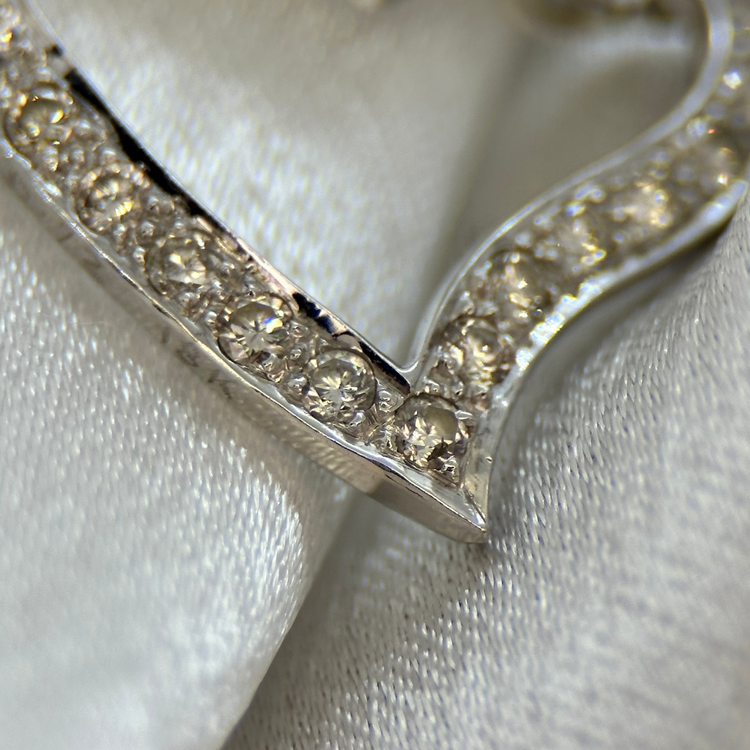 18K Hjärthänge med Diamanter – 1,20ct