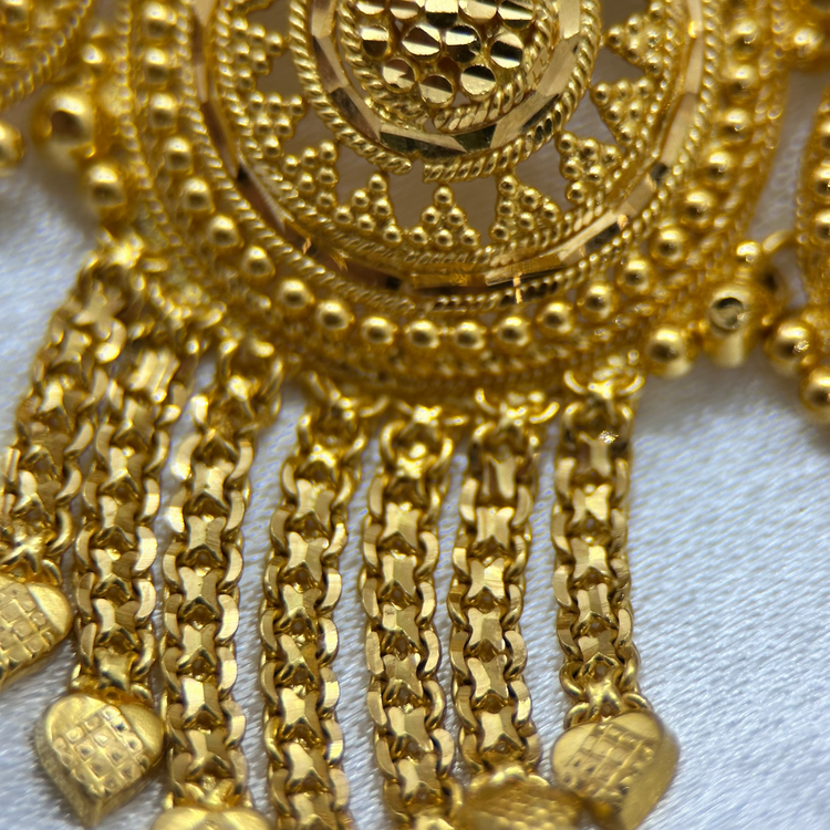 22K Indian Choker in Filigree Design - 26.2g