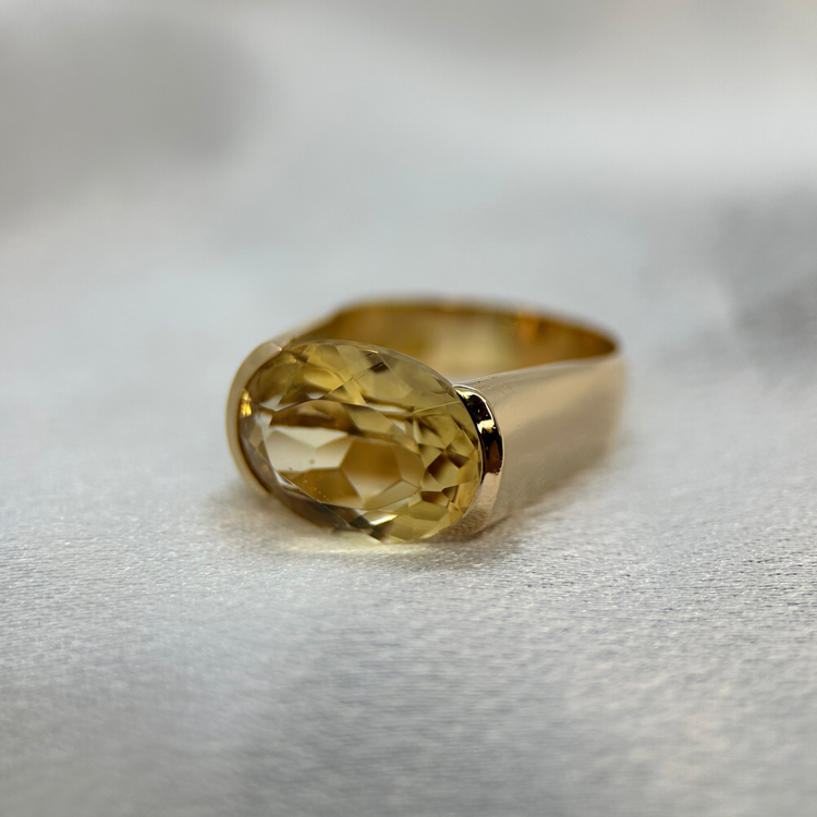 18K Citrin cocktailring av Stigbert för Engelbert 1972