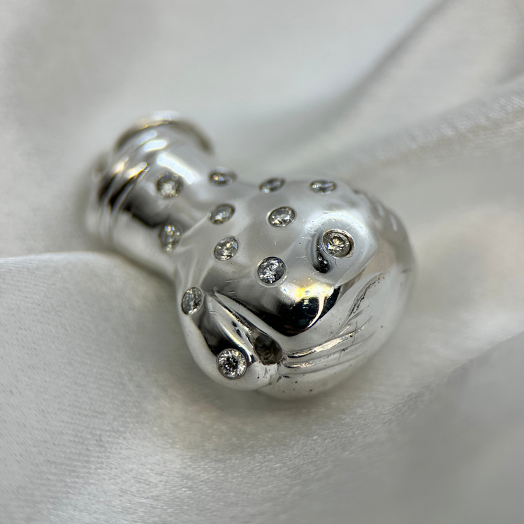 18K Diamantboxningshandske Hänge