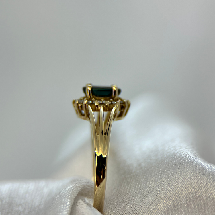 18K Sapphire and Diamond Cluster Ring, Size 50½