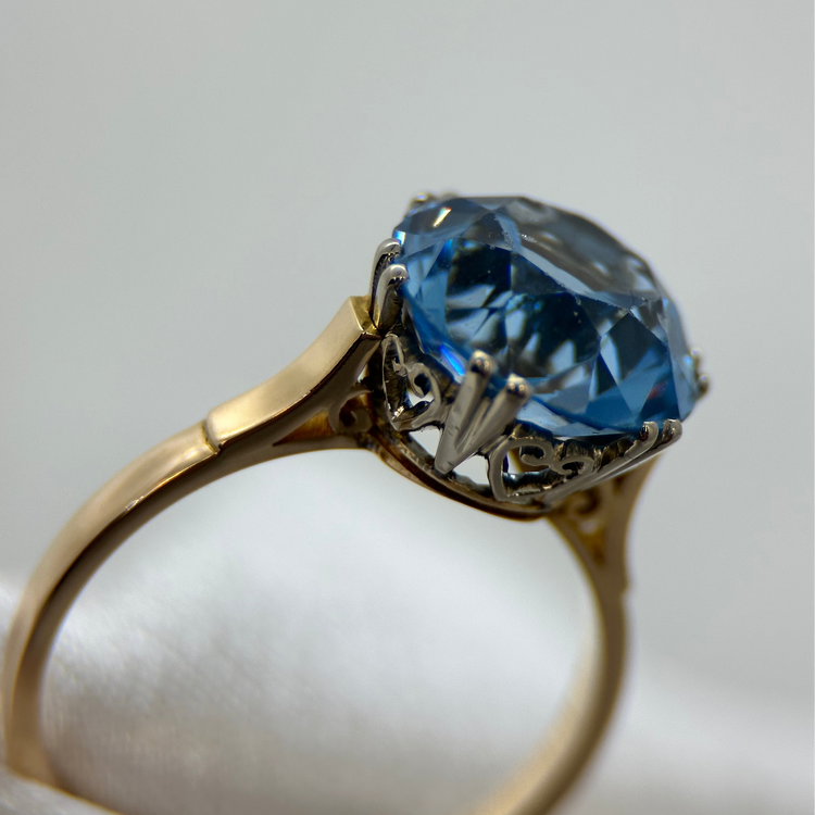 18K Vintage Ring med Blå Glassten, 1947