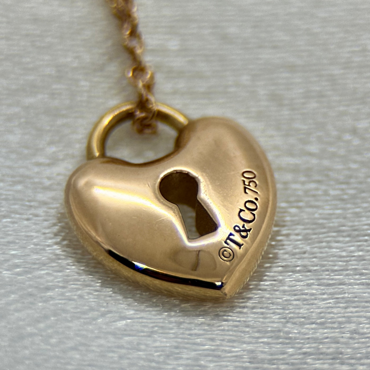 Tiffany & Co halsband med hängsmycke - 41cm