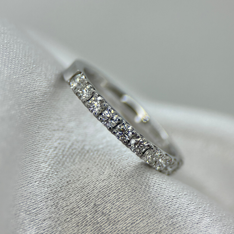 18K Halvalliansring, 0.55ct storlek 52½