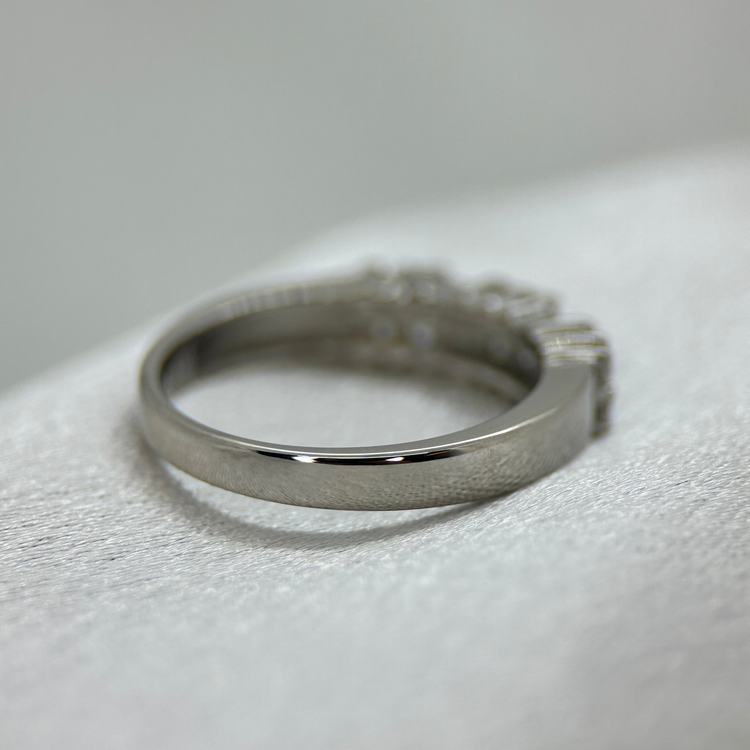 18K Kluster Diamantring 0.36ct - storlek 54½