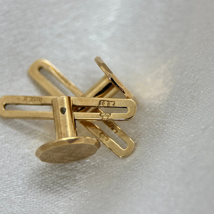 18K Frack/smoking knappar – Fasettslipad Cirkeldesign