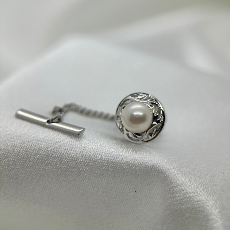 Stud i 14K Vitguld med Odlad Pärla