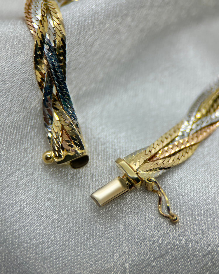 Armband i 14K Trefärgat Guld med Flätad Design