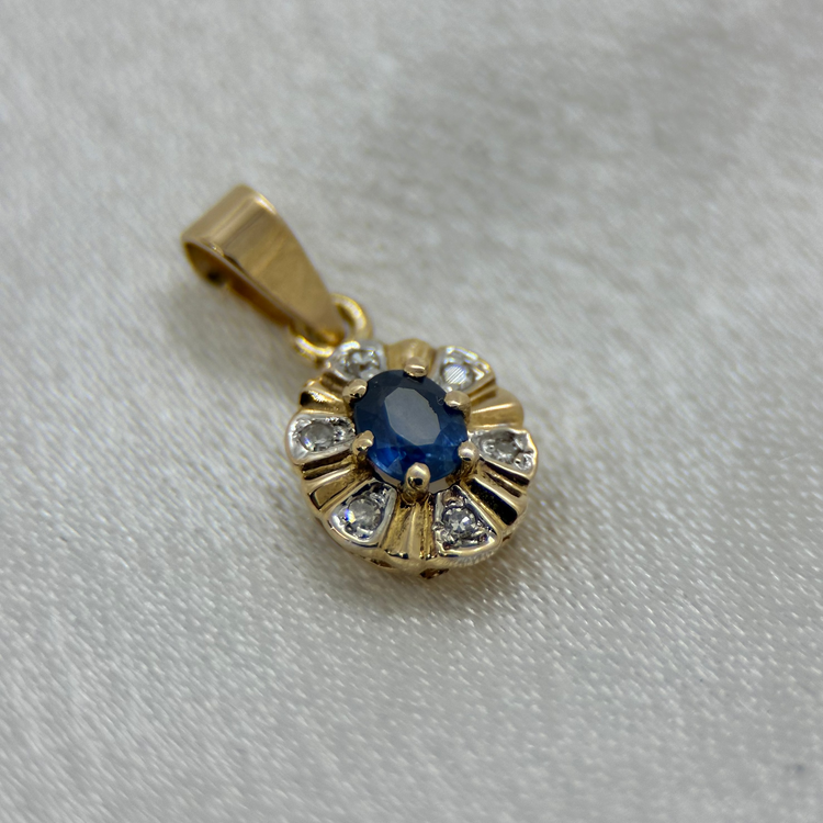 18K Safir och diamanthänge - 0,20 ct