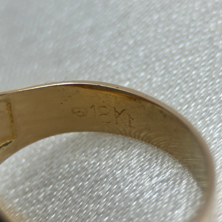 18K Ring med Rökkvarts Signettdesign - Ringstorlek 55 ½