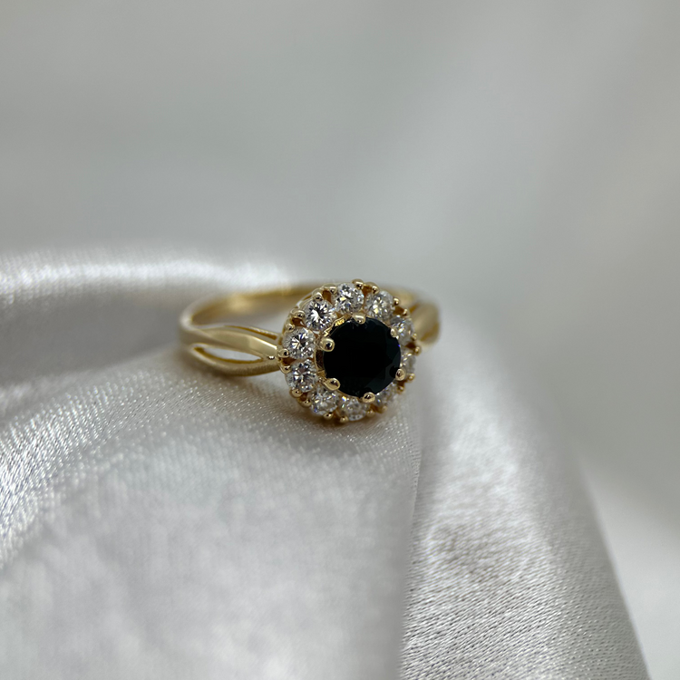 18K Safir ring i klusterdesign - Ringstorlek 55