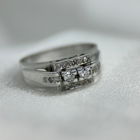 18K Diamantring i rektangulär design 6.4g - Ringstorlek 58