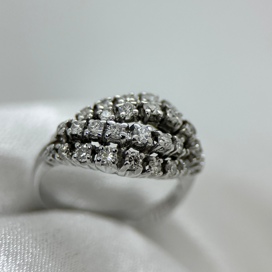 18K Diamantring i snirklig design 4.8g - Ringstorlek 55