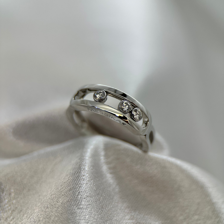 18K Messika 'Move Ring' med Tre Diamanter - 0,24 ct ringstorlek 60