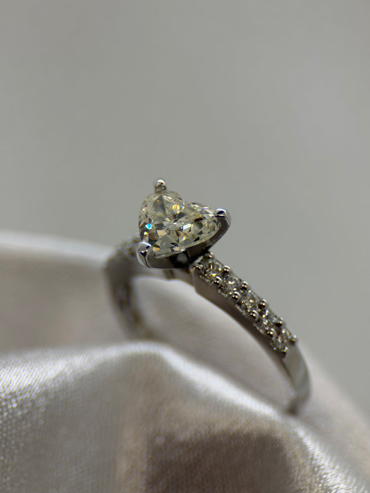 18K Hjärtslipad Diamantring – 1,02 ct Storlek 54