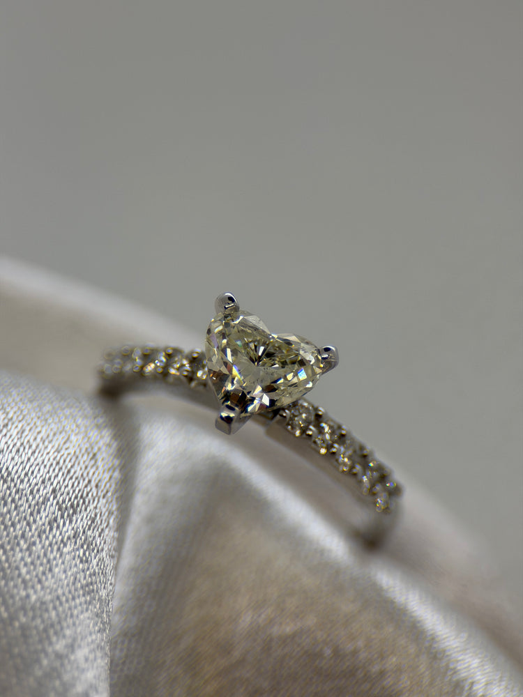 18K Hjärtslipad Diamantring – 1,02 ct Storlek 54