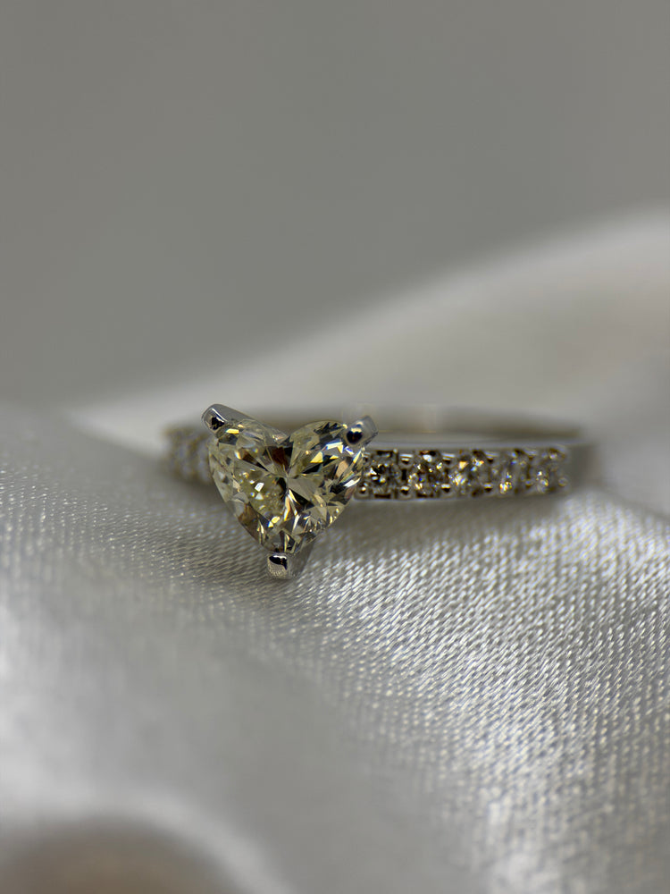 18K Hjärtslipad Diamantring – 1,02 ct Storlek 54