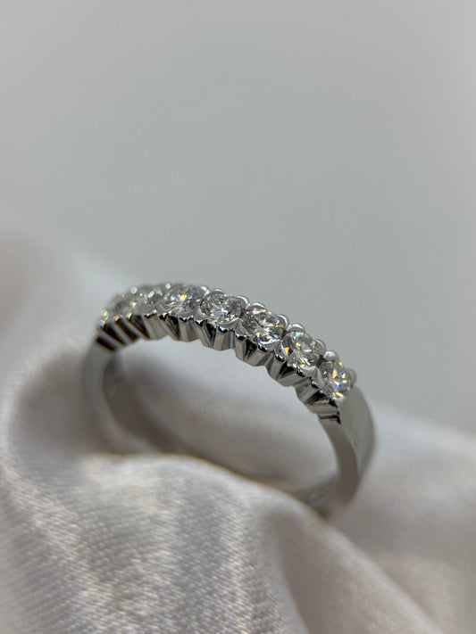 18K Halvallians Diamantring 0.50 ct – Storlek 53