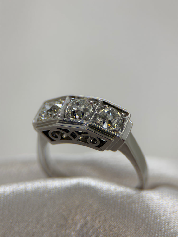 18K Trestens Diamantring – 5.5g, Storlek 53