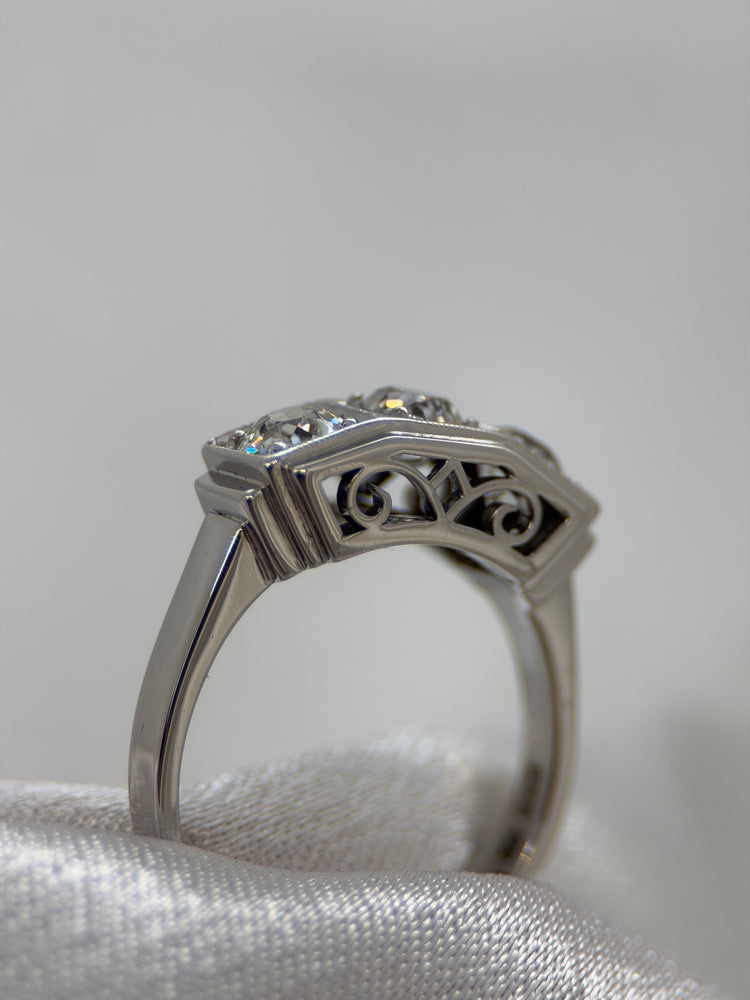 18K Trestens Diamantring – 5.5g, Storlek 53