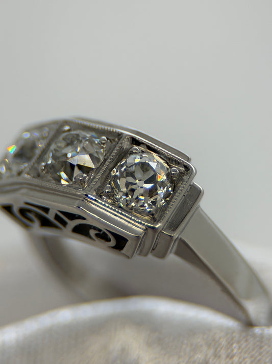 18K Trestens Diamantring – 5.5g, Storlek 53