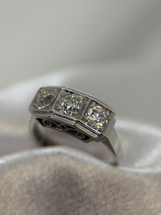 18K Trestens Diamantring – 5.5g, Storlek 53