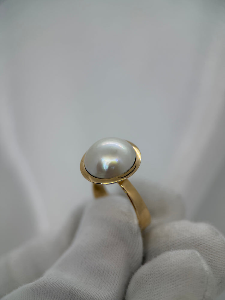18K Cultured Mabé Pearl Ring – Size 56