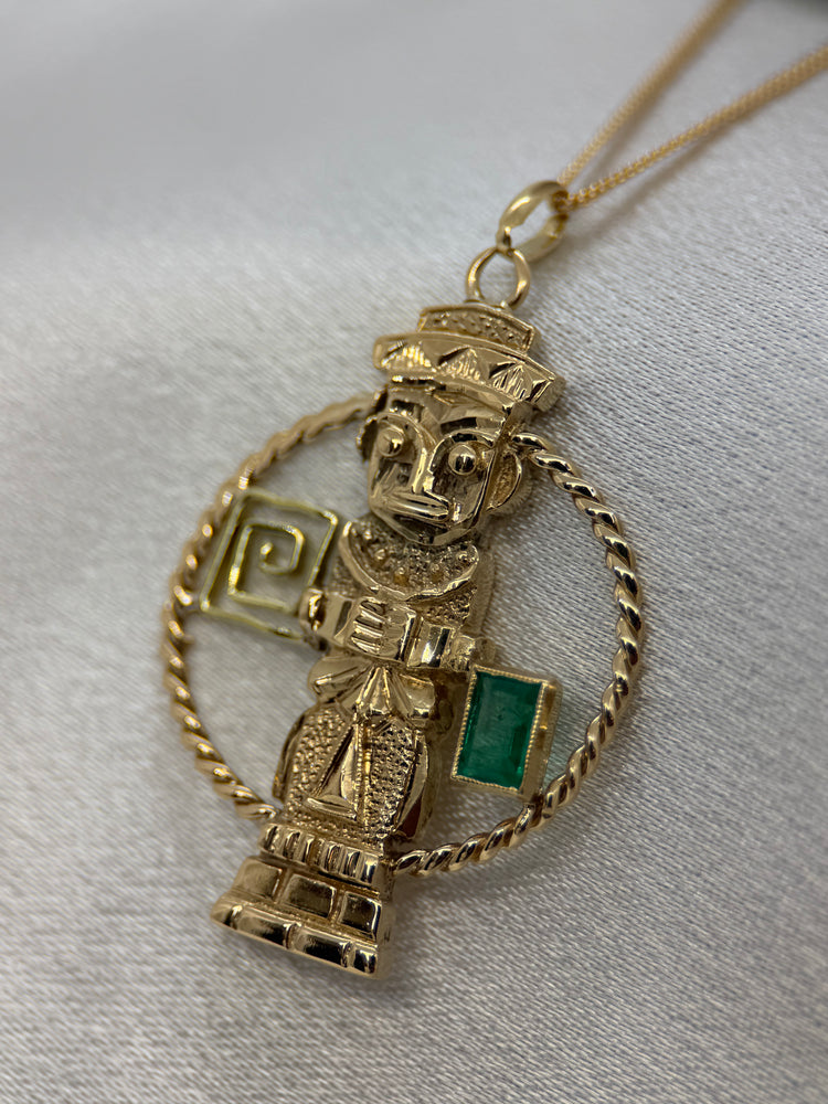 18K Gold Pendant with Emerald – Maya Figure, 8.6g