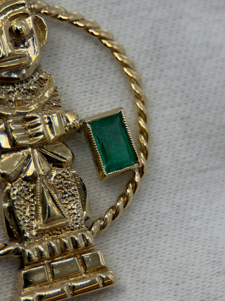 18K Gold Pendant with Emerald – Maya Figure, 8.6g