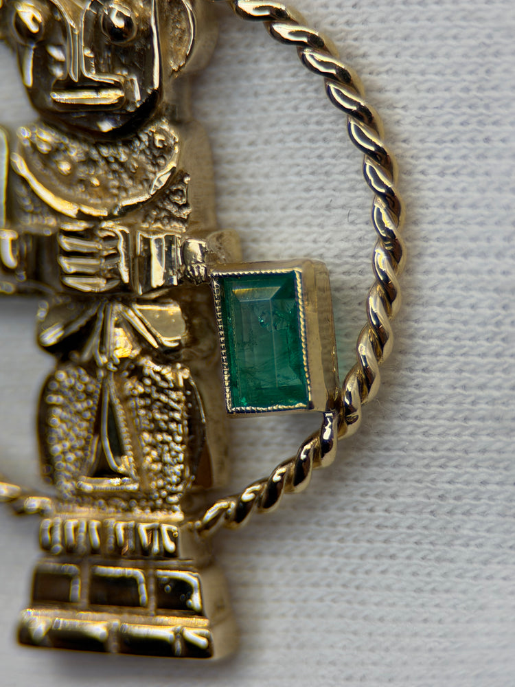 18K Gold Pendant with Emerald – Maya Figure, 8.6g