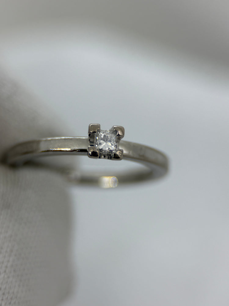18K Princess-Cut Diamond Ring – Schalins 'Seine', Size 50